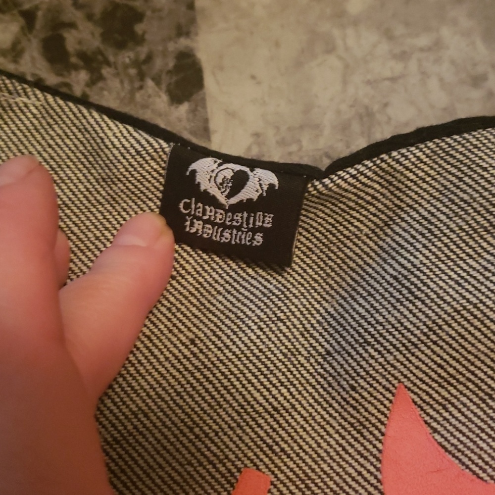 Clandestine Handbag - Picture 2 of 4